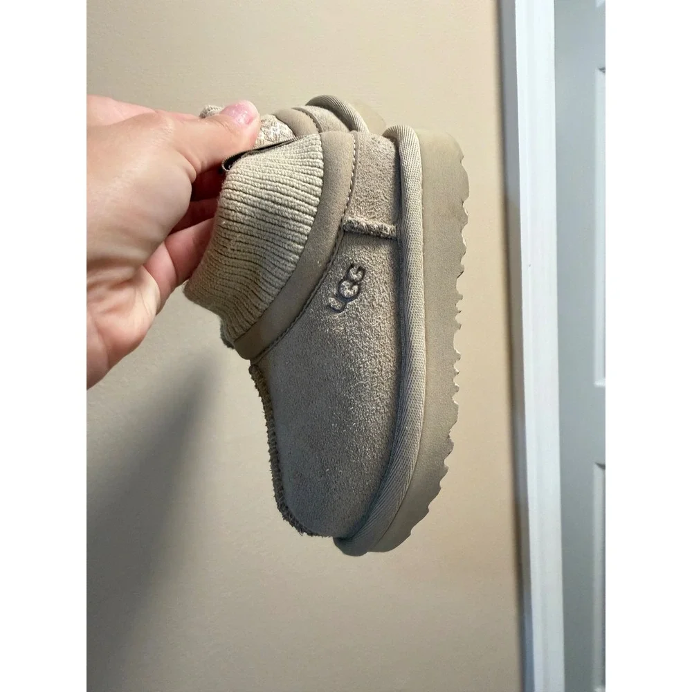 UGG Tasman II Suede Slippers Boots Sand Beige Kids toddler Size 6 1019066K